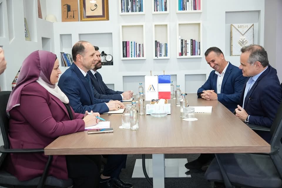Zeqirija Ibrahimi takon ambasadorin francez, Shkëlqesinë e tij Kristof Le Rigoler