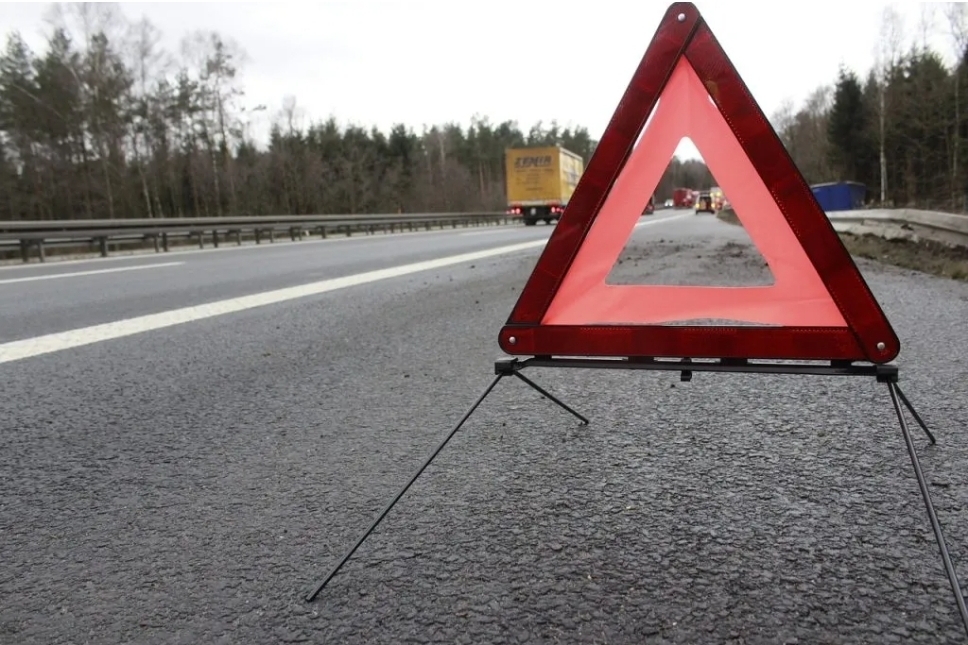Rokulliset kamioni, bllokohet trafiku në autostradën Kumanovë-Shkup (Tek “Hipodromi”)