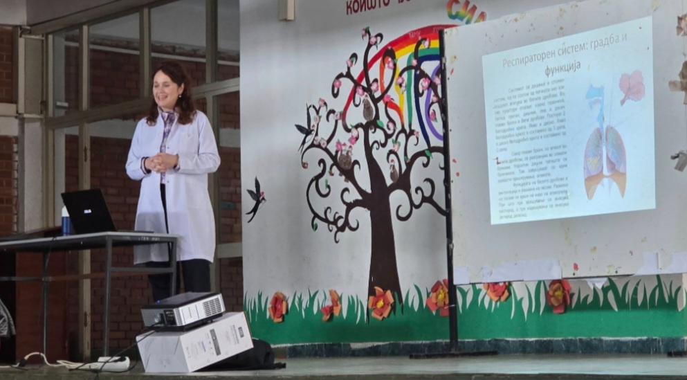 PREZANTIM EDUKATIV MBI DËMET E CIGAREVE ELEKTRONIKE TEK TË RINJTË